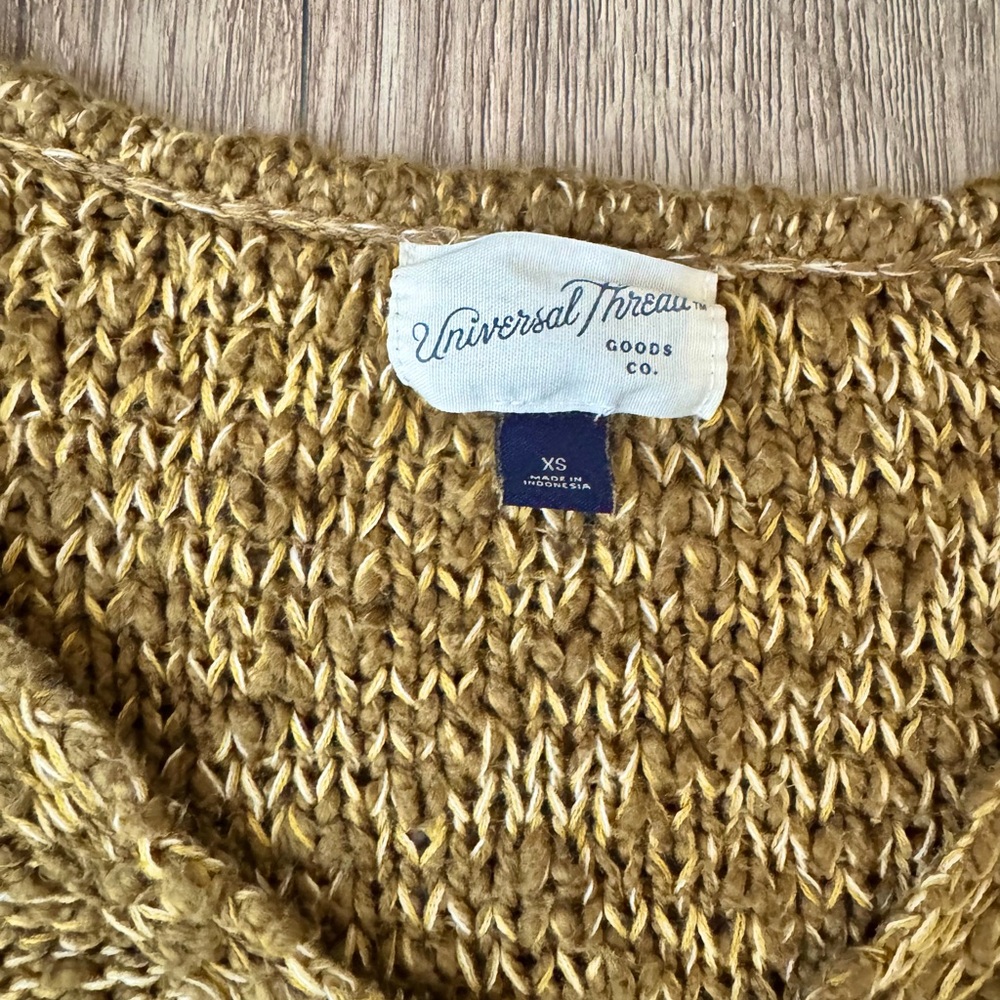 Universal Thread V-Neck Sweater - Picture 3 of 3